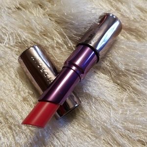 💄 Urban Decay Matte Revolution Lipstick - 69